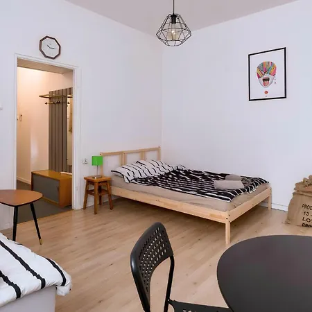 Apartment Rynek - Olawska - 50 Metrow Do Rynku - Old Market Square *