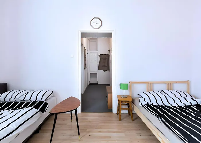 Rynek - Olawska - 50 Metrow Do Rynku - Old Market Square *